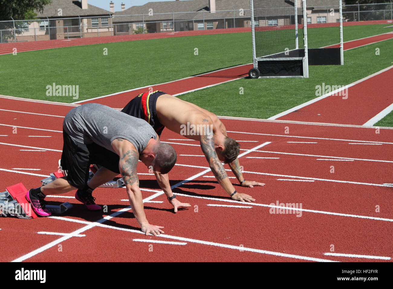 Marines practice track field hi-res stock photography and images - Alamy