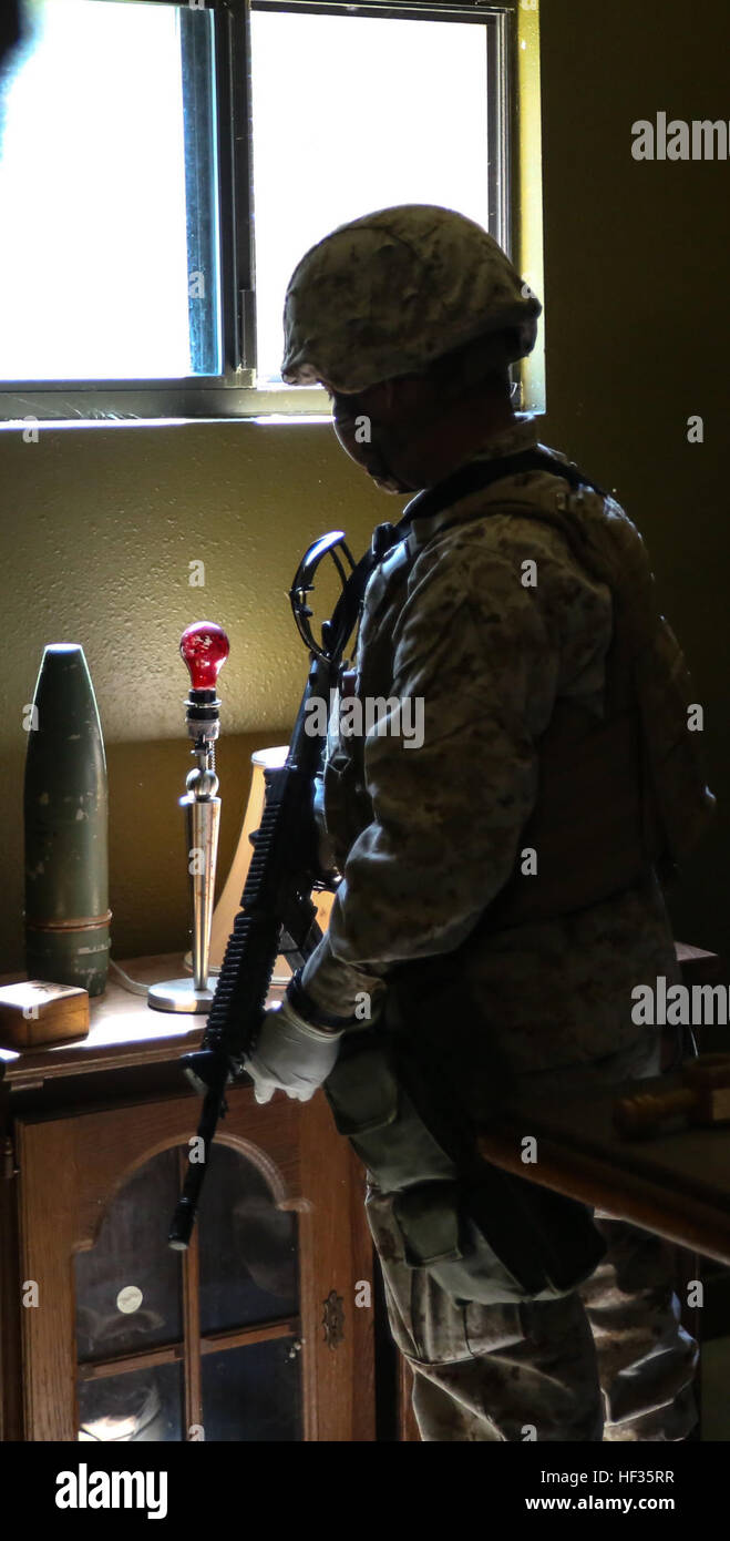 Tactical site exploitation hires stock photography and images Alamy