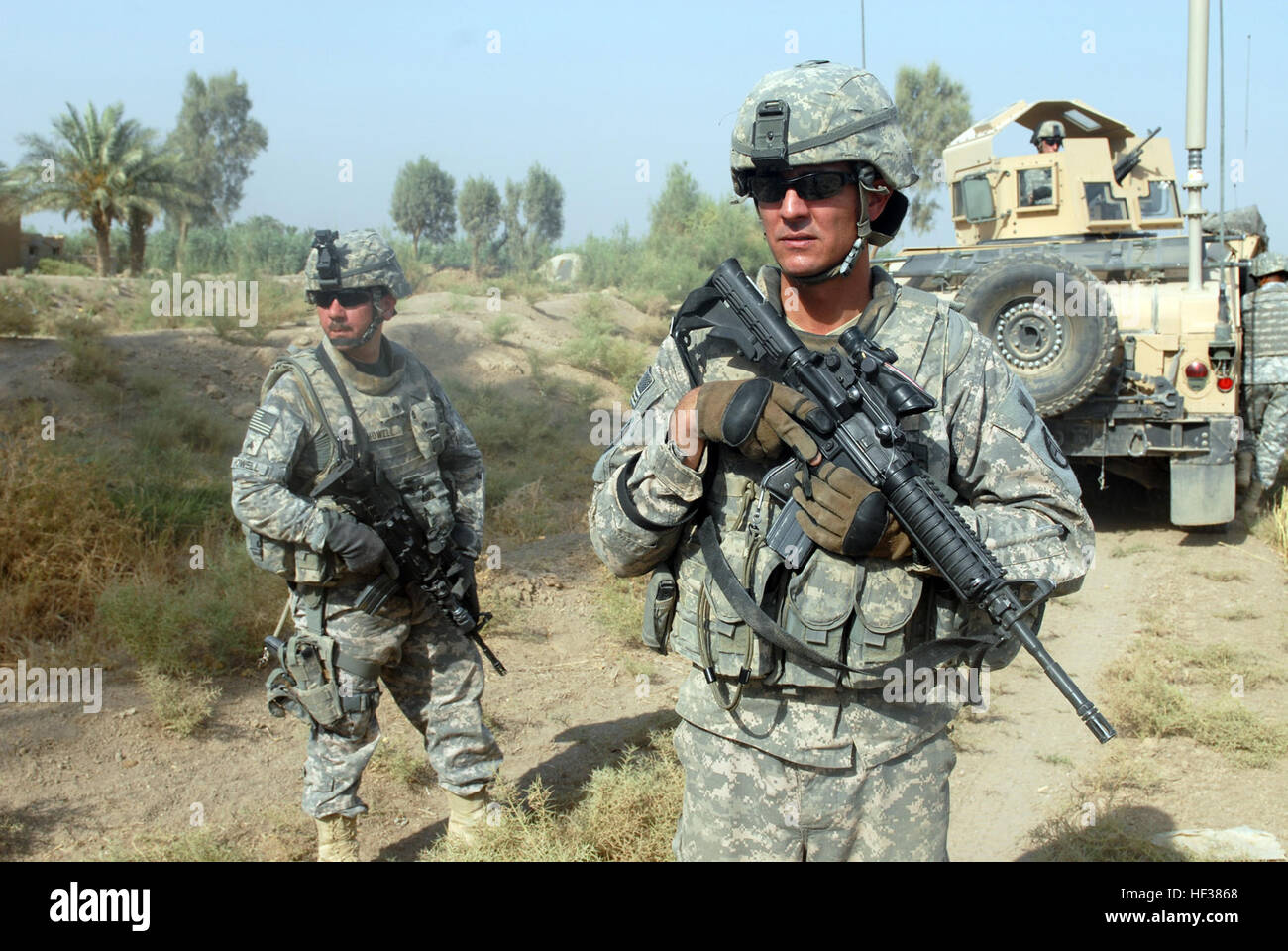 30th heavy brigade combat team clean digging waterm well hi-res stock ...