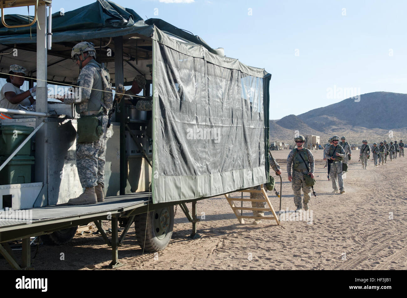 U.S. Army Reserve Soldiers with the 787th Combat Sustainment Support ...