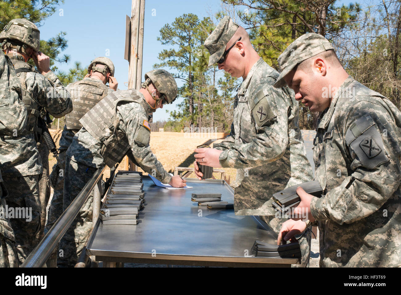 U.S. Soldiers assigned to the HHC, 4118th Combined Arms Battalion