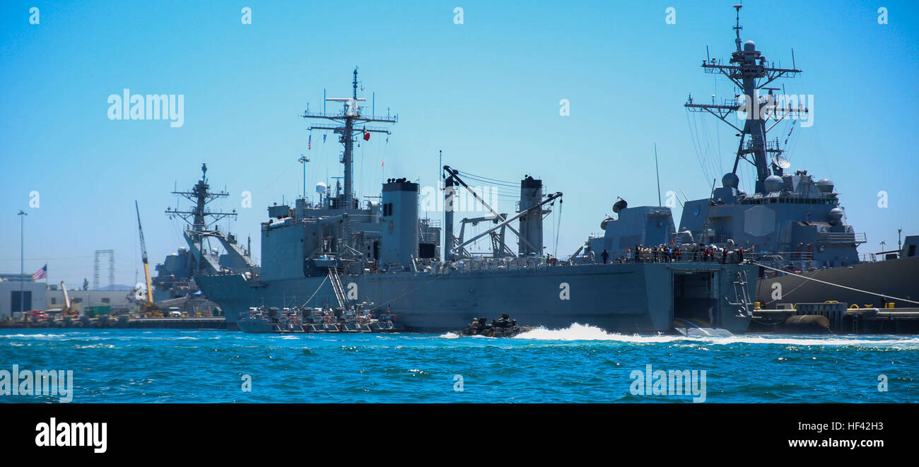 An amphibious assault vehicle operated by U.S. Marines pass by the Mexican Navy tank landing ship ARM Usumacinta (A-412), July 5, 2016. U.S. Marines assigned to Bravo Company, 3rd Amphibious Assault Battalion practiced AAV embarkation procedures with crewmembers of the Usumacinta (A-412) as part of the Rim of Pacific 2016 exercise. Twenty-six nations, more than 40 ships and submarines, more than 200 aircraft and 25,000 personnel are participating in RIMPAC from June 30 to Aug. 4, in and around the Hawaiian Islands and Southern California. The world's largest international maritime exercise, RI Stock Photo