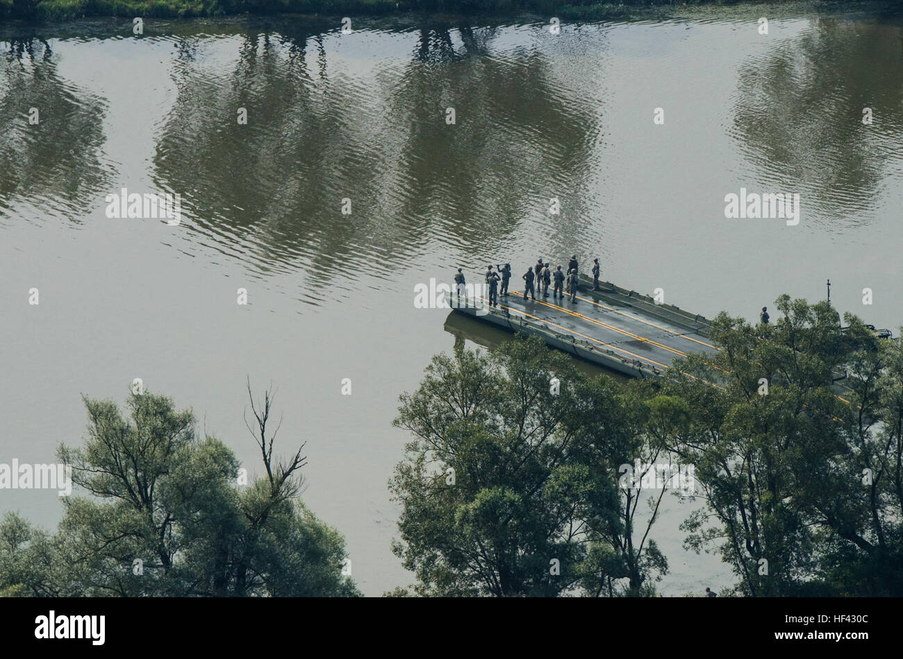 Soldiers with the 125th Multirole Bridge Company, South Carolina Army National Guard, prep a