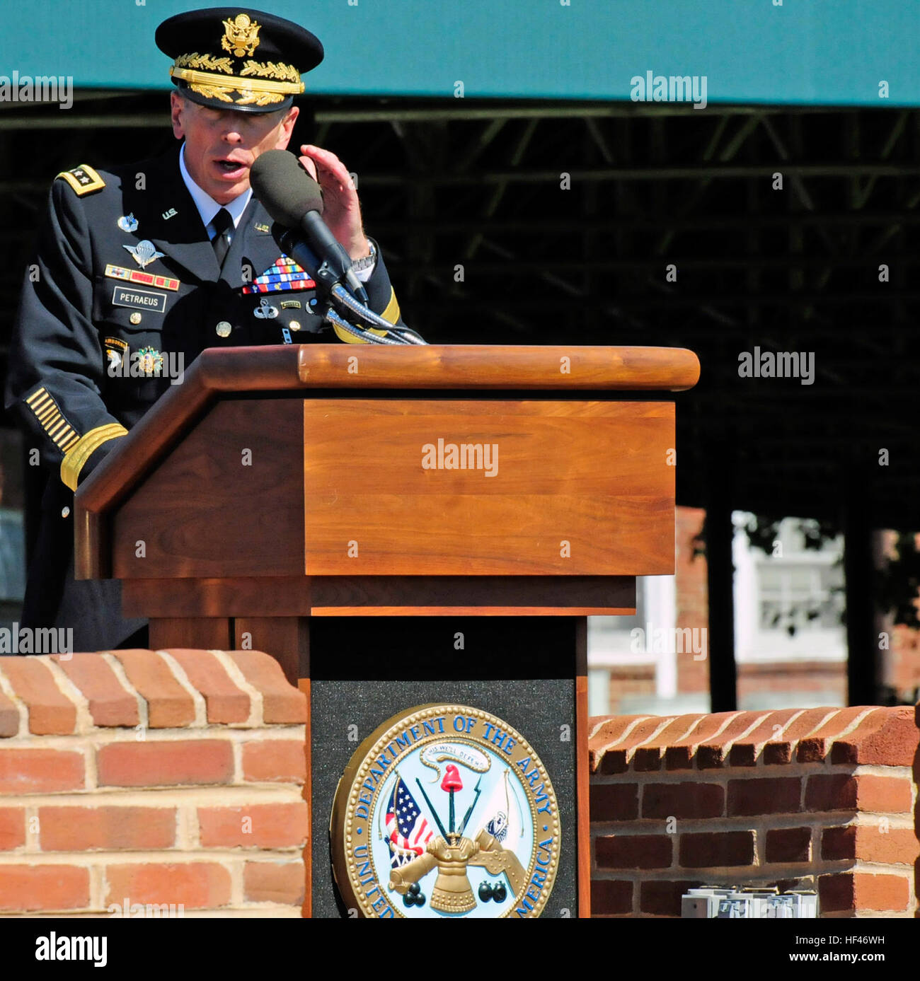 U S Army Gen David Petraeus Stock Photos & U S Army Gen ... U S Army Gen David Petraeus Stock Photos & U S Army Gen ...