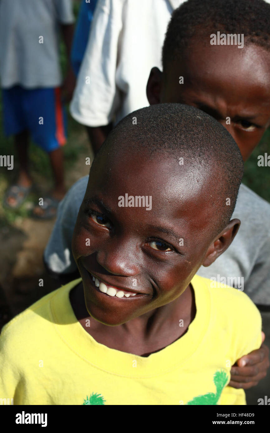 Haitian children play soccer in hi-res stock photography and images - Alamy