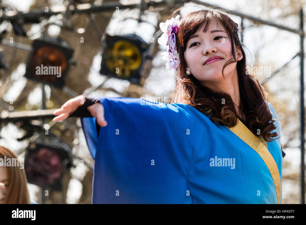 Young japanese women long hair hi-res stock photography and images - Alamy