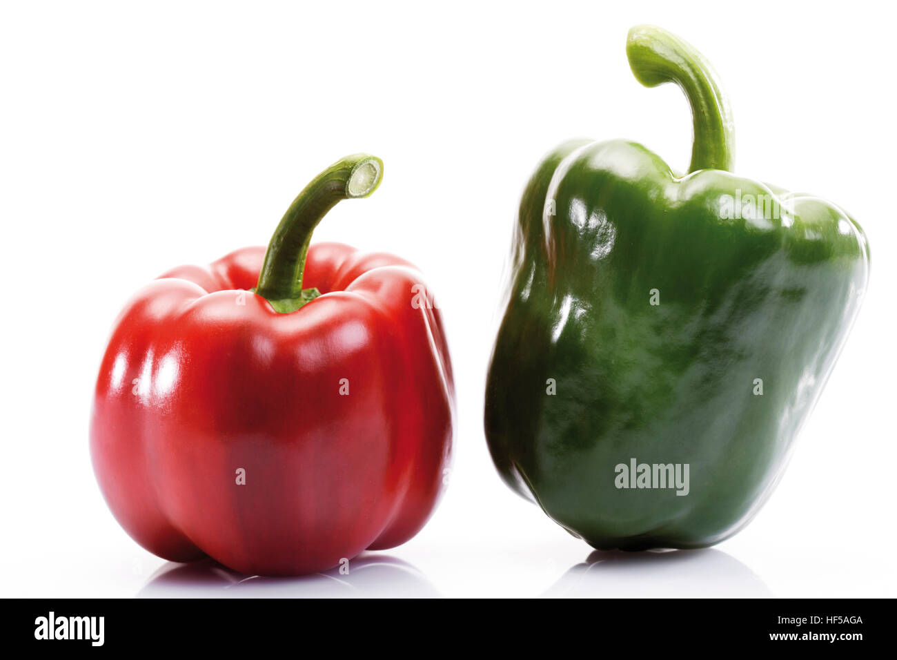 Red and green bell peppers (Capsicum Stock Photo - Alamy