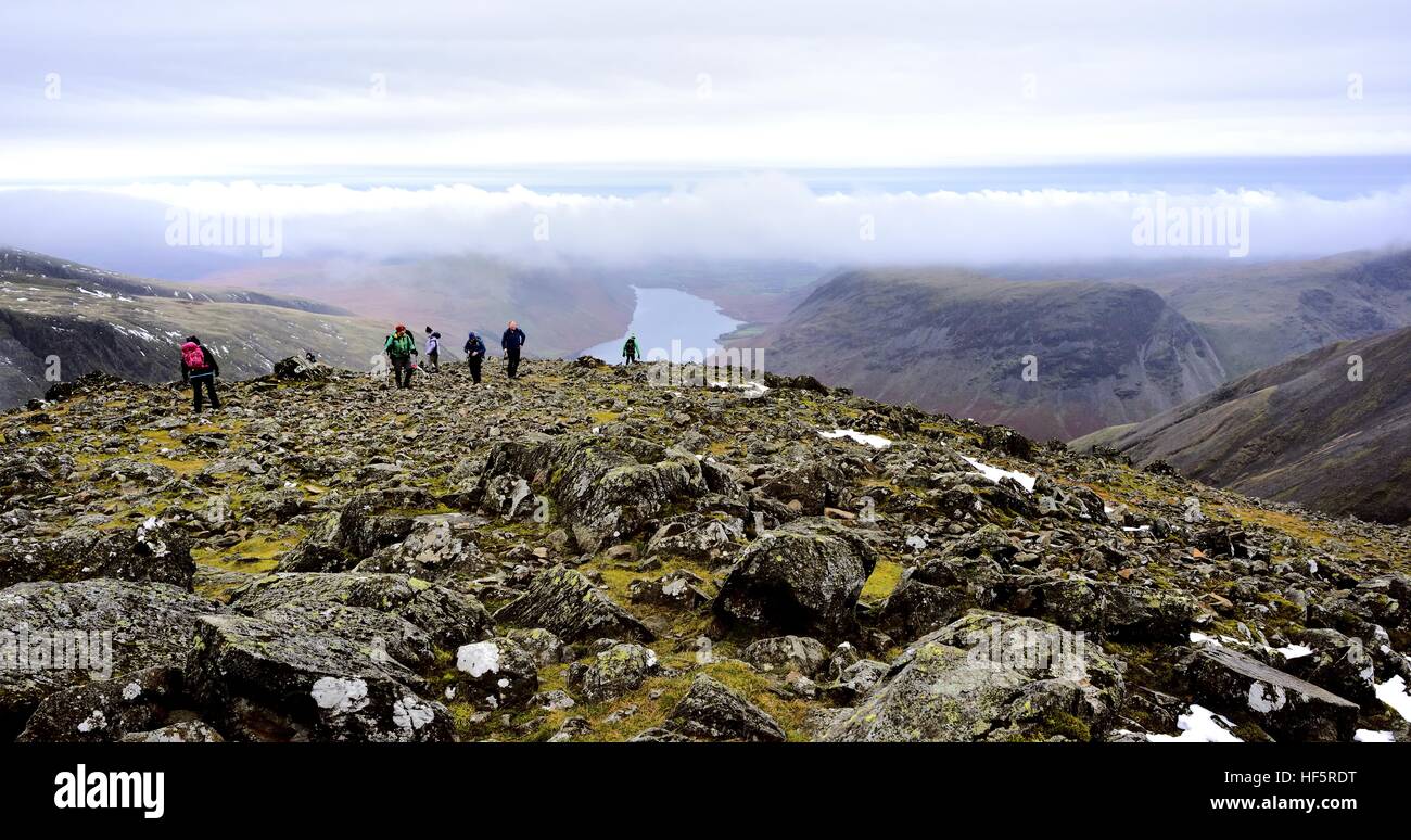 Climbing Great Gable as the mist rolls in Stock Photo Alamy