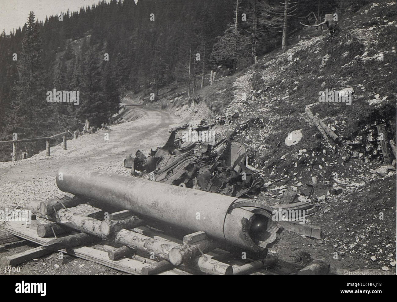 30.5cm. italienische Kanone an der österreichisch-italienischen Grenze. 15647096) Stock Photo