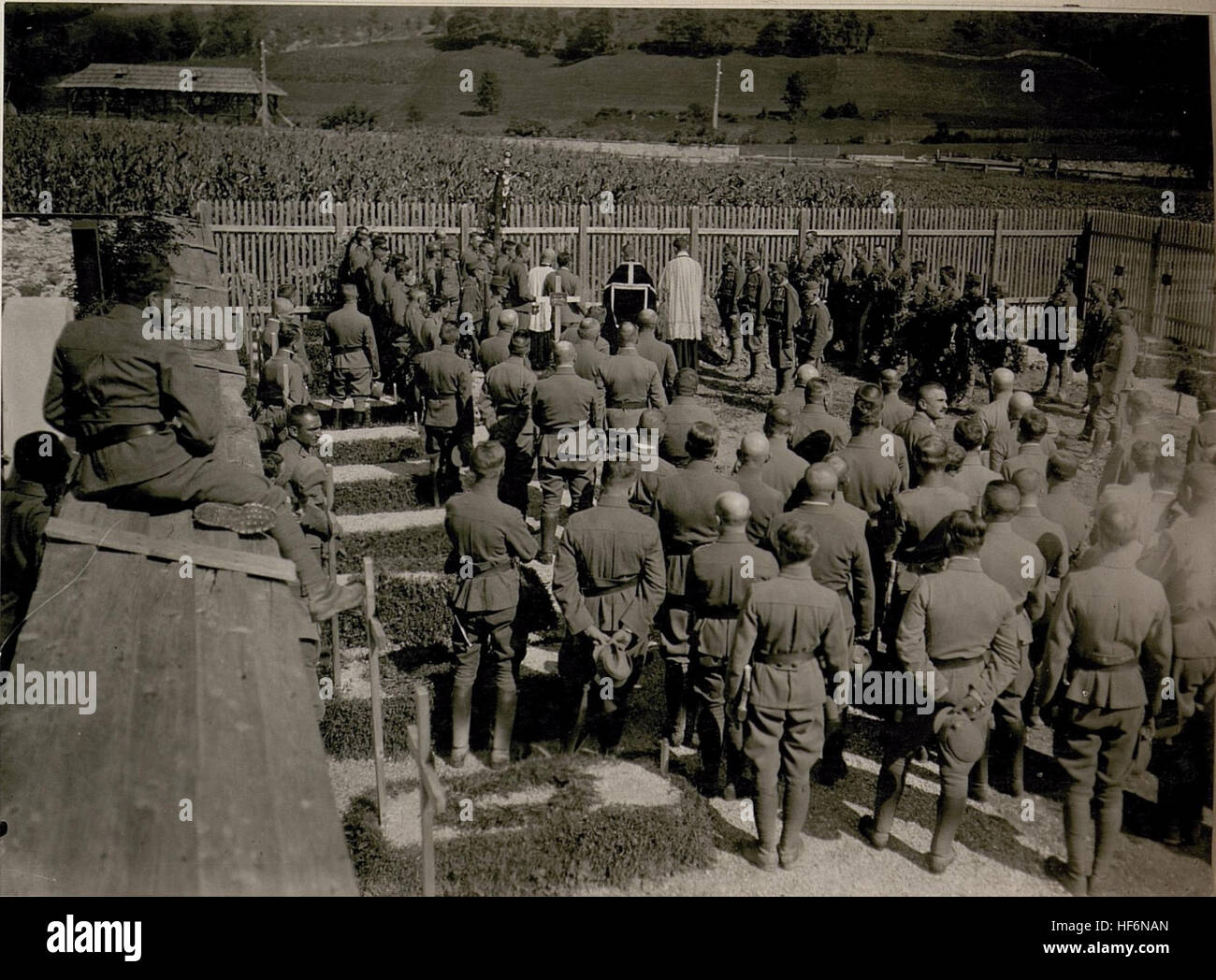 War Procession World war i funeral procession hi-res stock photography and images - Alamy
