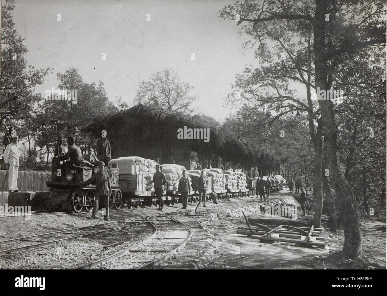 Feldbahn mit Verpflegung a.d.Isonzofront 15605697) Stock Photo