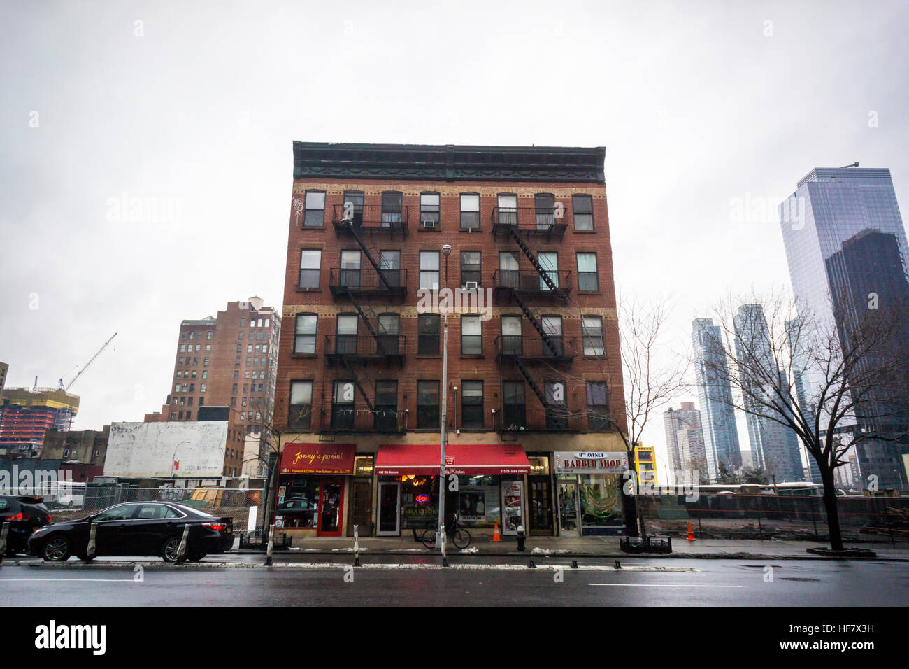 a hold out tenement on ninth avenue in the hells kitchen neighborhood in new york on sunday december 18 2016 richard b levine - Hells Kitchen Neighborhood a hold out tenement on ninth avenue in the hells kitchen neighborhood in new york on sunday december 18 2016 richard b levine - Hells Kitchen Neighborhood