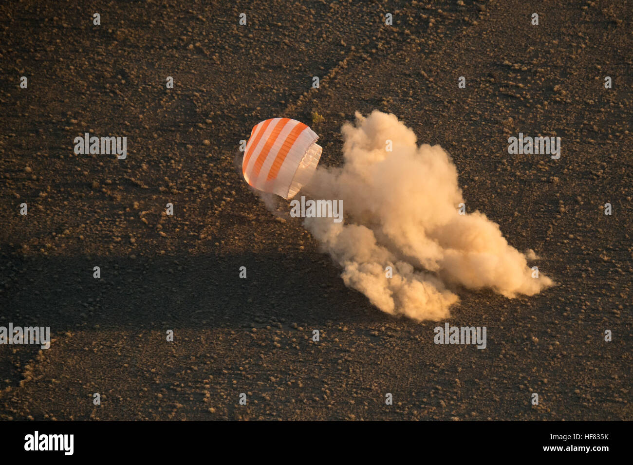 The Soyuz TMA-20M spacecraft lands near Zhezkazgan, Kazakhstan, on September 7, 2016, with crew members from Expedition 48, including NASA astronaut Jeff Williams and Russian cosmonauts Alexey Ovchinin and Oleg Skripochka. They return after 172 days aboard the International Space Station. Stock Photo