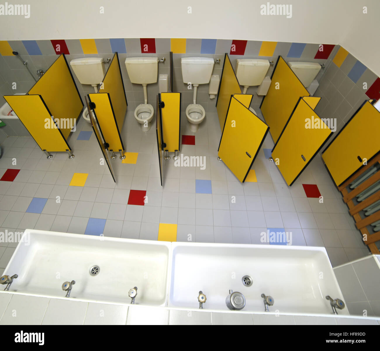 little water in the toilet of the school for children with large sinks