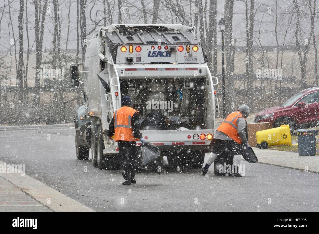Usa garbage truck team hires stock photography and images Alamy