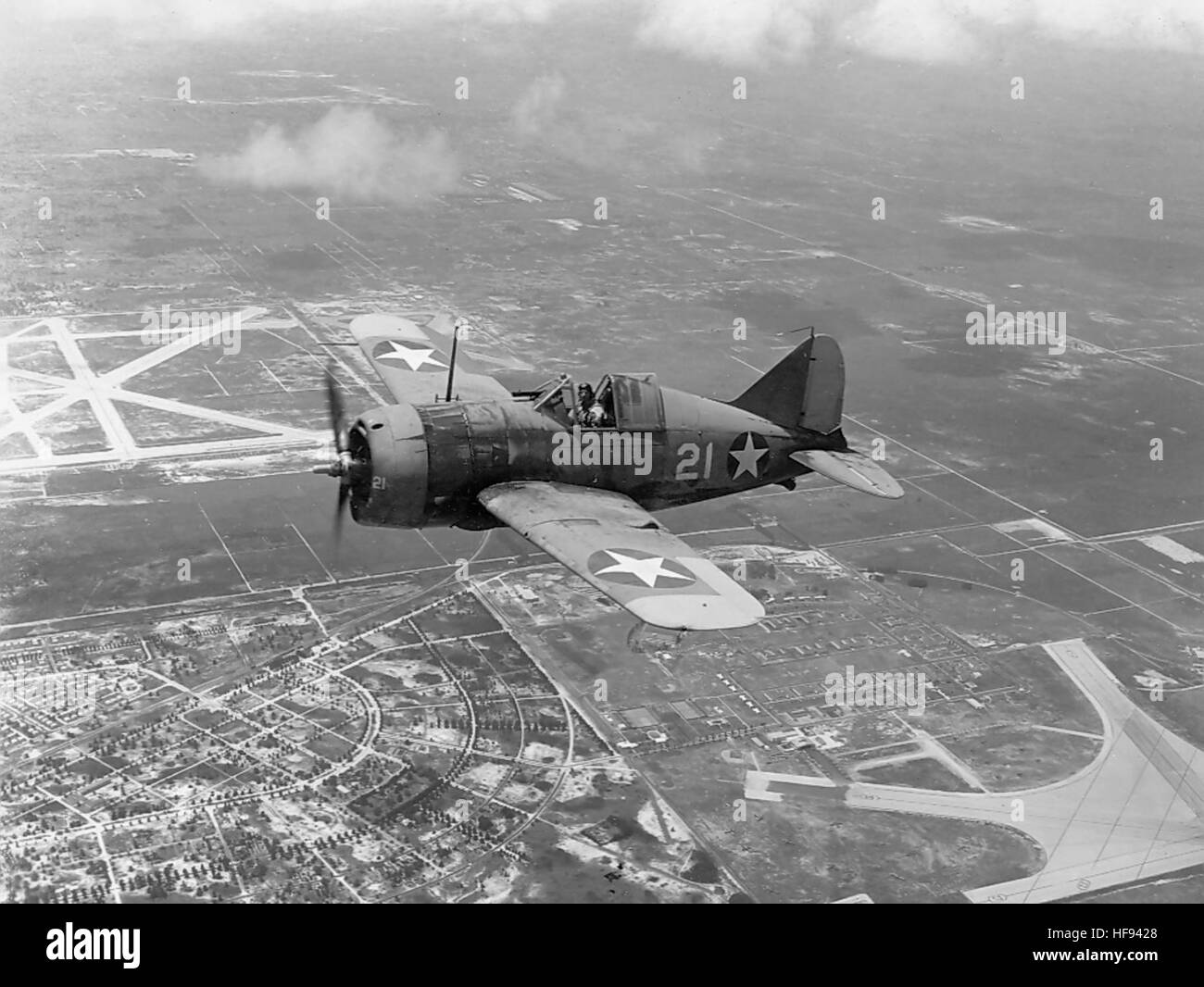 洋書 BREWSTER BUFFALO / Jean-Louis Couston Brewster f2a buffalo hi-res stock photography and images - Alamy