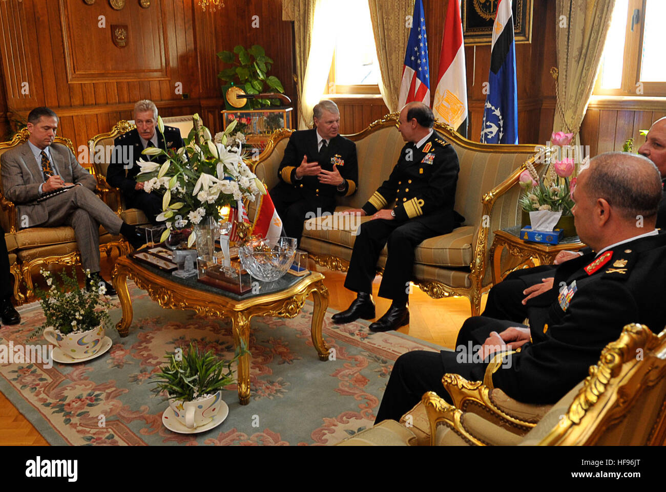 Chief of Naval Operations Adm. Gary Roughead, middle, meets with his counterpart, Commander-in-Chief of Egyptian Naval Forces Vice Adm. Mohab Mameesh, and other senior Egyptian leadership during a visit to Alexandria Naval Base. Chief of Naval Operations 222903 Stock Photo