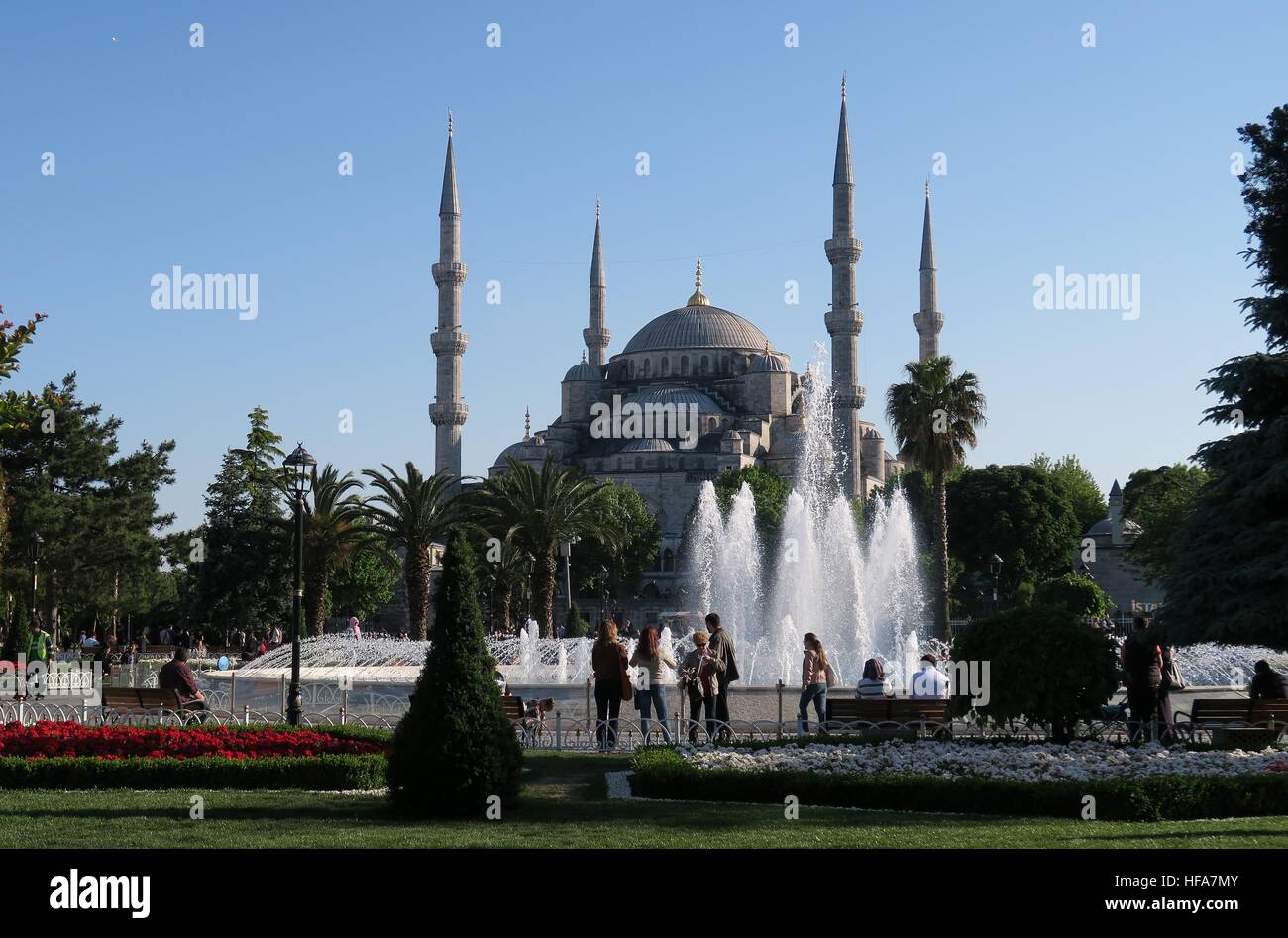 Beautiful Fountain near the Blue Mosque - Sultan-Ahmet-Camii in ...