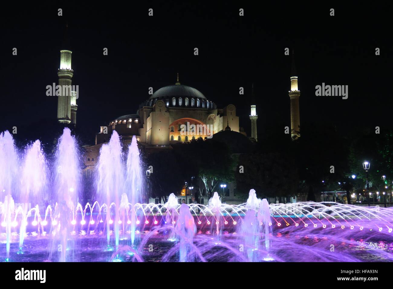 Fountain in front of Hagia Sophia Museum at Night, in Istanbul, Turkey ...