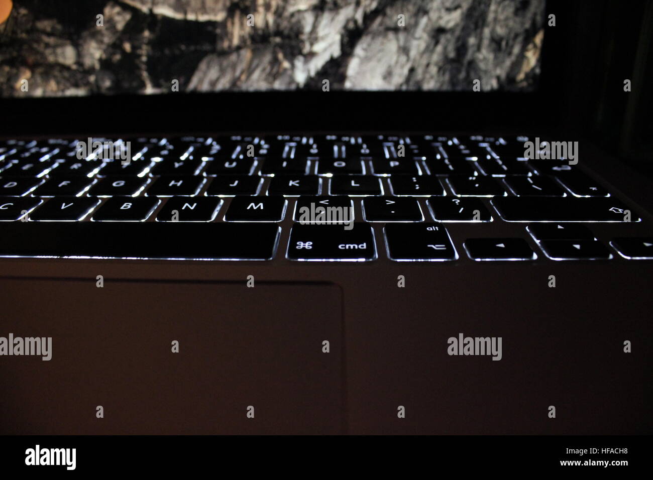 macbook pro illuminated keyboard