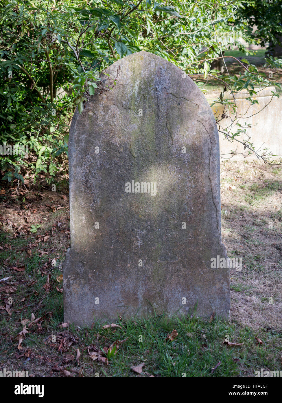 Blank headstone hi-res stock photography and images - Alamy