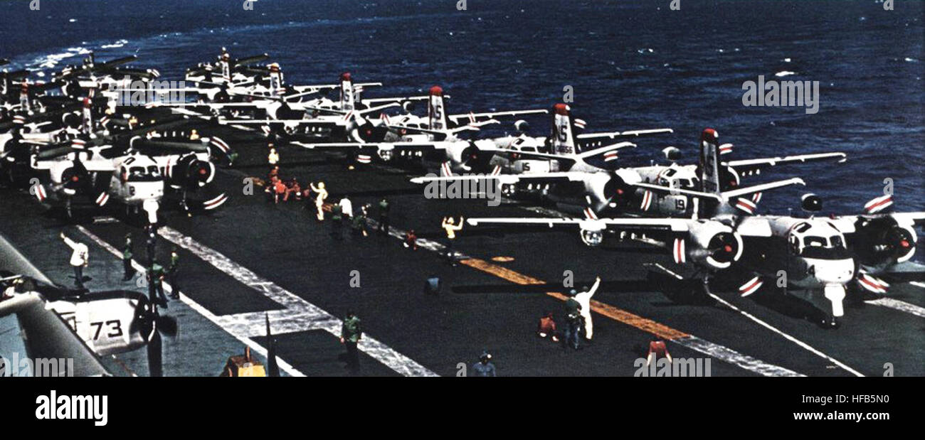 Early anti submarine patrol vessel hi-res stock photography and images ...