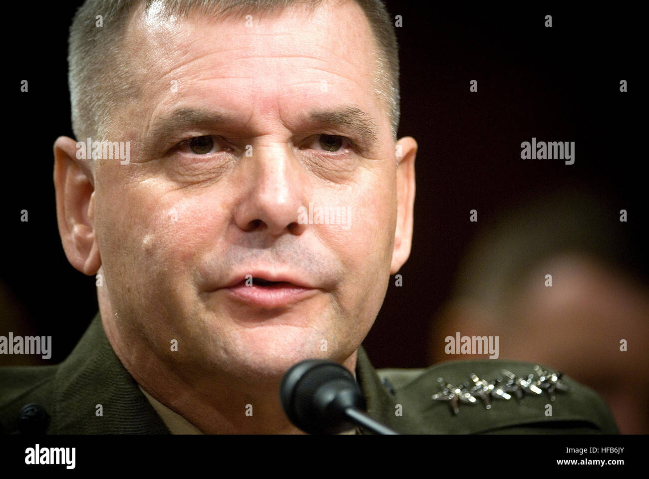 070731-N-0696M-256 WASHINGTON, D.C. (July 31, 2007) - Commander, U.S. Strategic Command, Gen. James E. Cartwright, testifies during his confirmation hearing in front of the Senate Armed Services Committee for appointment to Vice-Chairman of the Joint Chiefs of Staff at Hart Senate Office Building, July 31, 2007. Cartwright was joined by Chief of Naval Operations, Adm. Mike Mullen in testimony to his appointment to Chairman, Joint Chiefs of Staff. DoD photo by Mass Communication Specialist 1st Class Chad J. McNeeley (RELEASED) Defense.gov photo essay 070731-N-0696M-256 Stock Photo