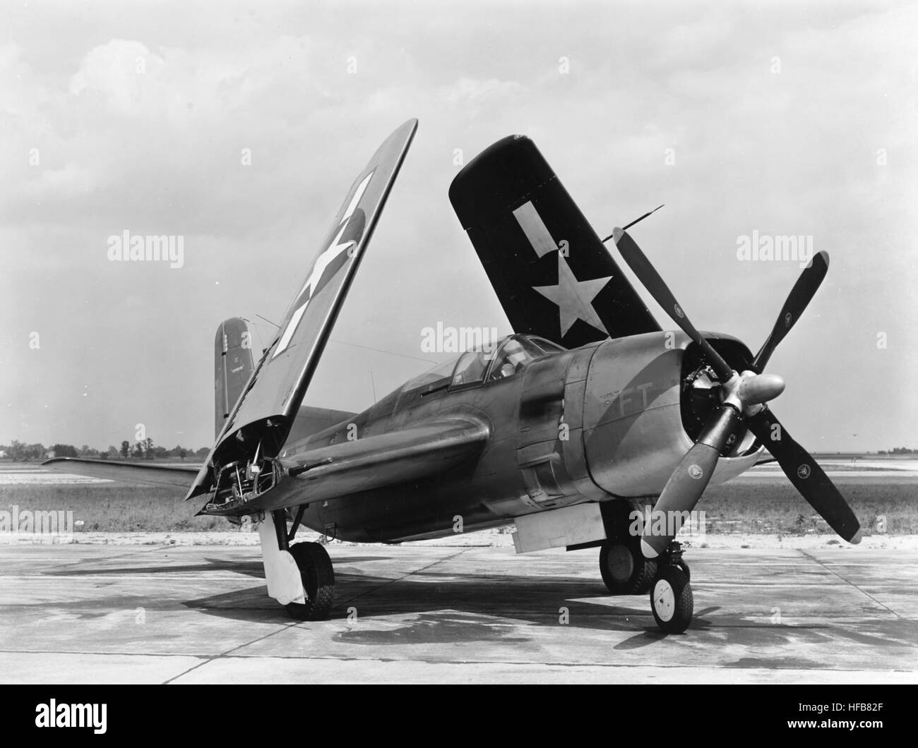 Douglas BTD-1 with folded wings at NAS Patuxent River in June 1944 Stock Photo