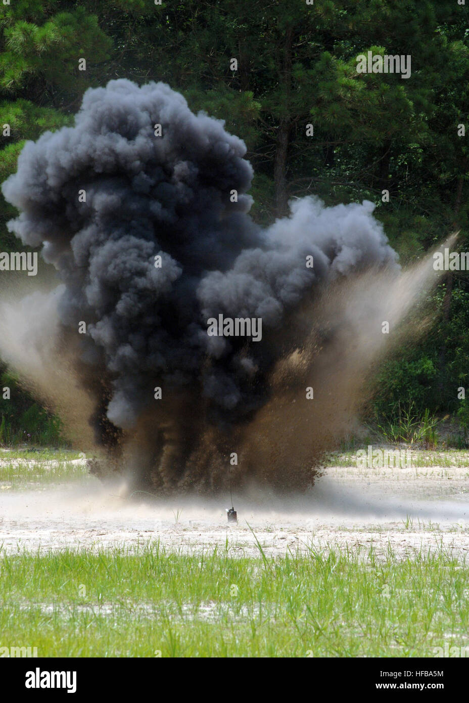 Expiosive hi-res stock photography and images - Alamy