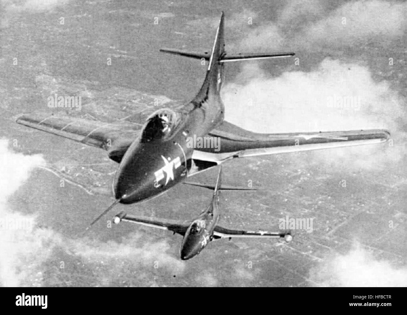 Canadian Warplanes 6: Grumman F9F-5 Panther flown by LCdr J.J.