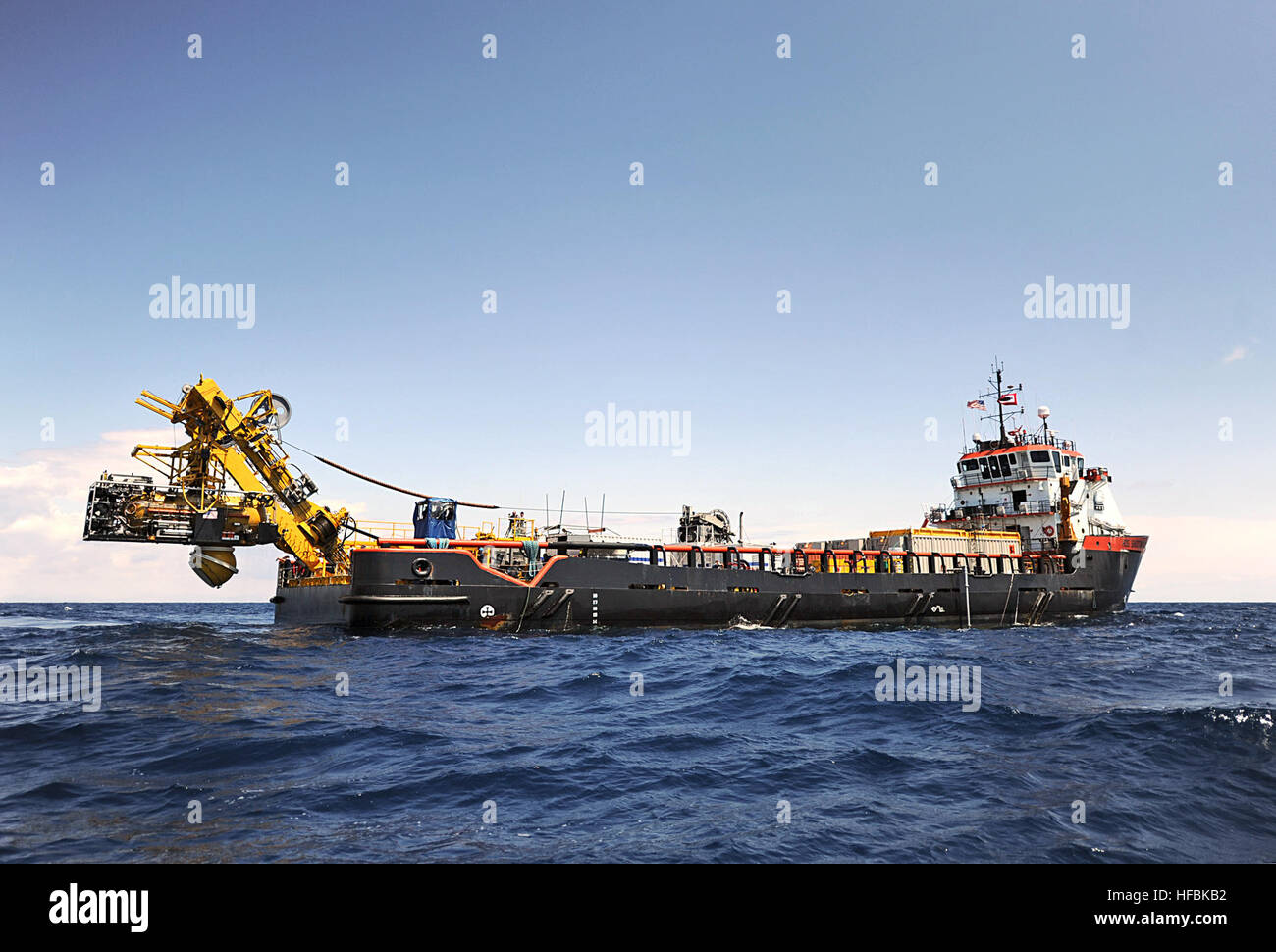 Dynamic positioning vessel hi-res stock photography and images - Alamy