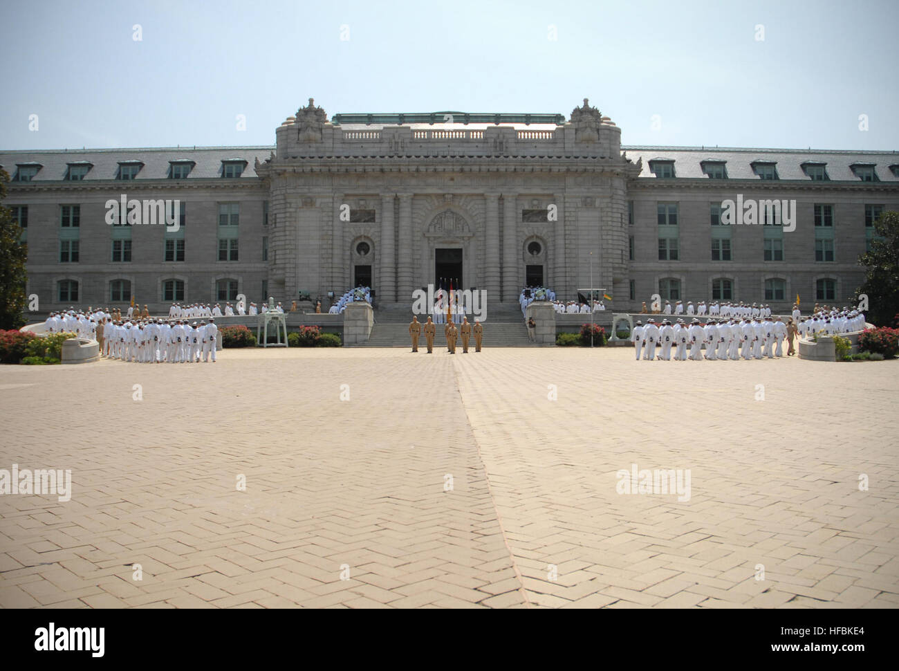 Tecumseh court bancroft hall united states naval academy hires stock photography and images Alamy