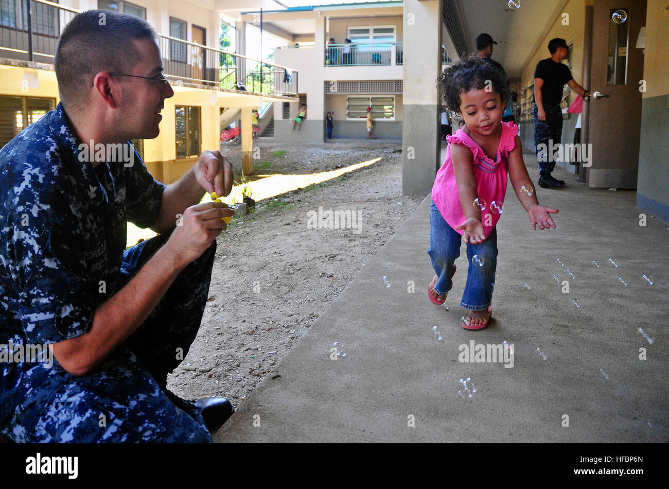 Children civic action project hi-res stock photography and images - Alamy