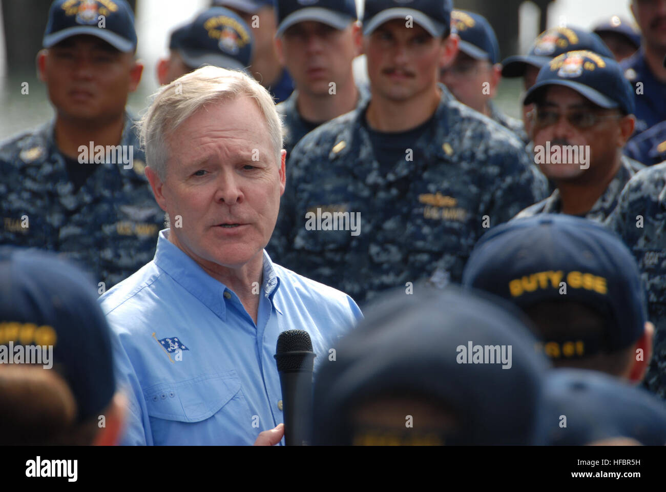 Guided missile frigate uss ingraham ffg 61 hi-res stock photography and ...