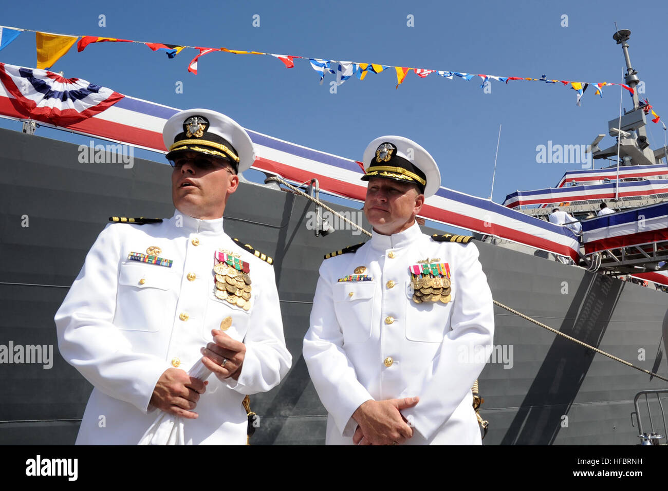 GALVESTON, Texas (Sept. 22, 2012) Cmdr. Randy Blankenship, blue crew, left, and Cmdr. Warren Cupps, gold crew, commanding officers of the Navy's second Freedom-class littoral combat ship USS Fort Worth (LCS 3), speak with media after the commissioning ceremony in Galveston, Texas. Fort Worth will proceed to her homeport in San Diego. (U.S. Navy photo by Mass Communication Specialist 2nd Class Rosalie Garcia/Released) 120922-N-DH124-517 Join the conversation www.facebook.com/USNavy www.twitter.com/USNavy navylive.dodlive.mil  - Official U.S. Navy Imagery - The commanding officers of USS Fort Wo Stock Photo