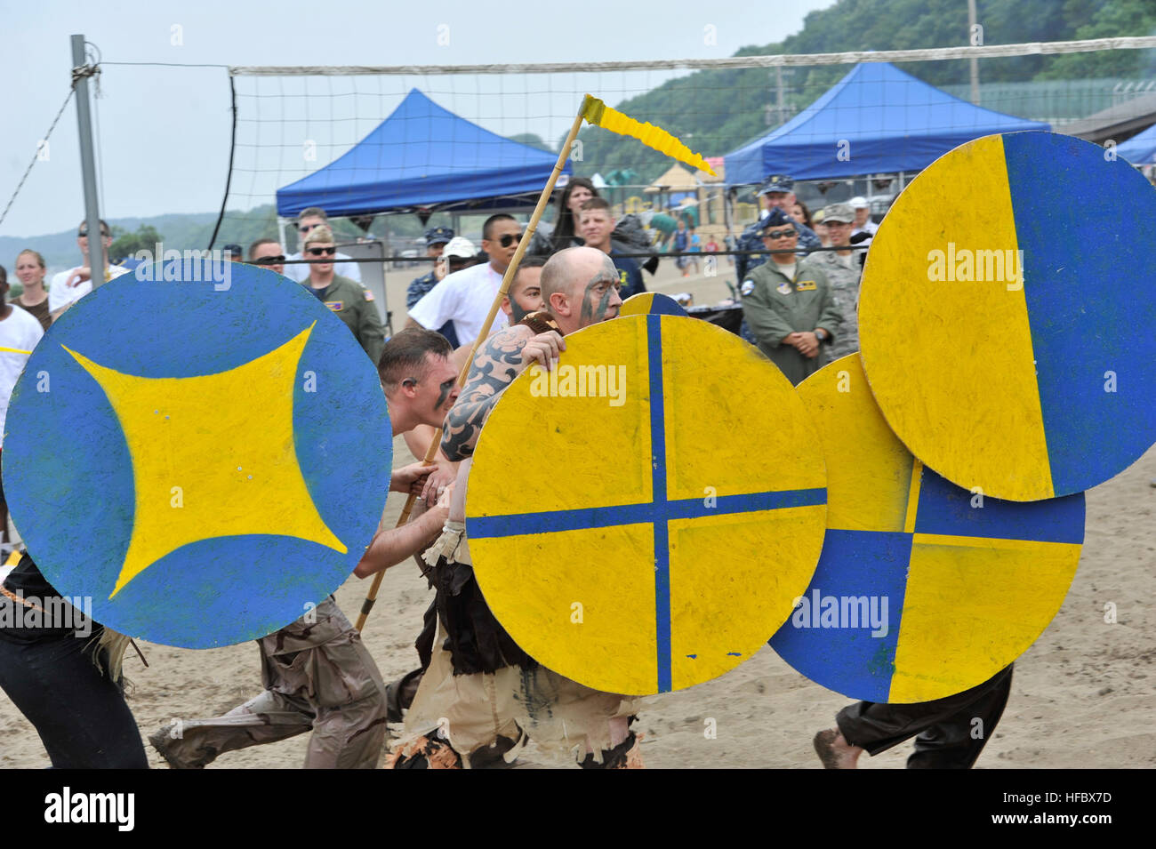 NAVAL AIR FACILITY MISAWA, Japan (Aug. 16, 2013) Sailors from Naval Air