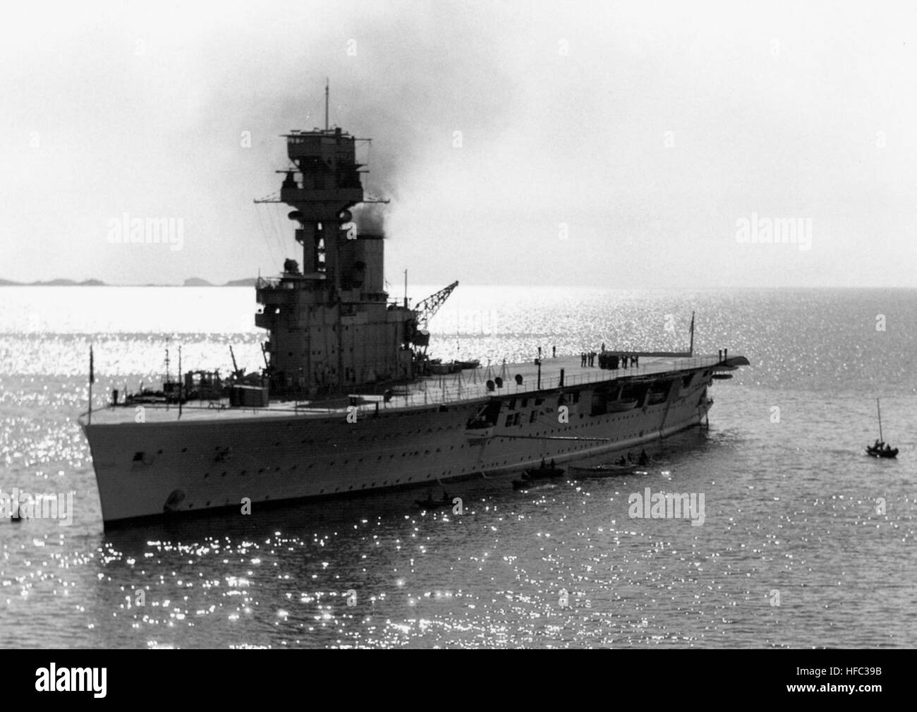 HMS Hermes (95 Stock Photo - Alamy