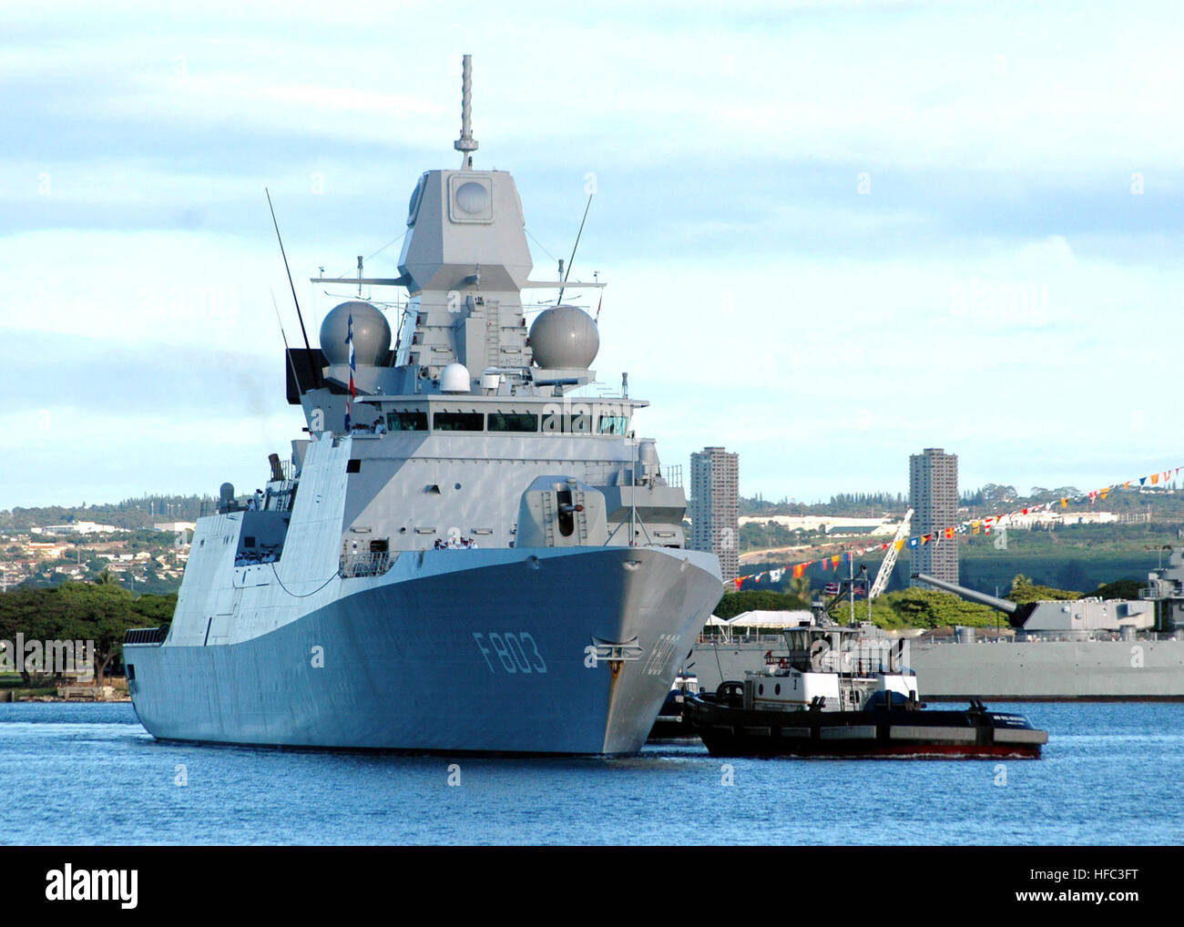 061110-N-0879R-003 Pearl Harbor, Hawaii (Nov 10, 2006) - The Royal  Netherlands Navy ship, HNLMS Tromp (F803), arrived at Naval Station Pearl  Harbor. The Air Defense and Command Frigate have a crew of