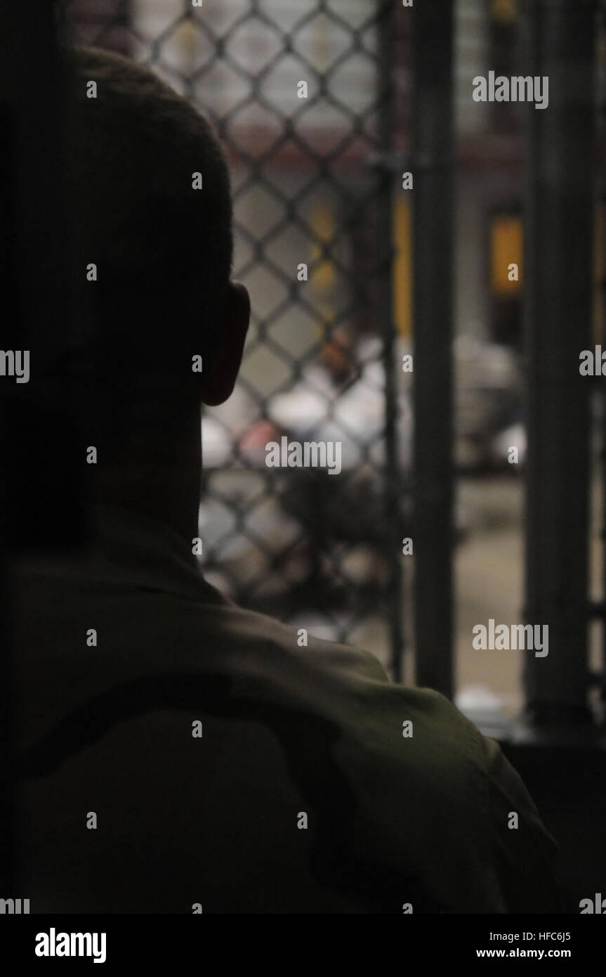 Detainee Protection Navy expeditionary guard battalion hi-res stock photography and images ...