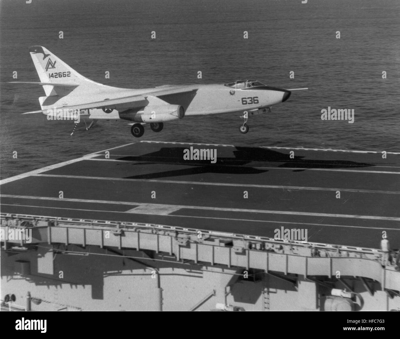 KA-3B of VAK-308 landing on USS Ranger (CV-61) 1986 Stock Photo - Alamy