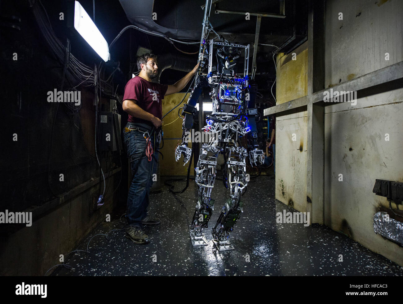 Saffir robot hotsell