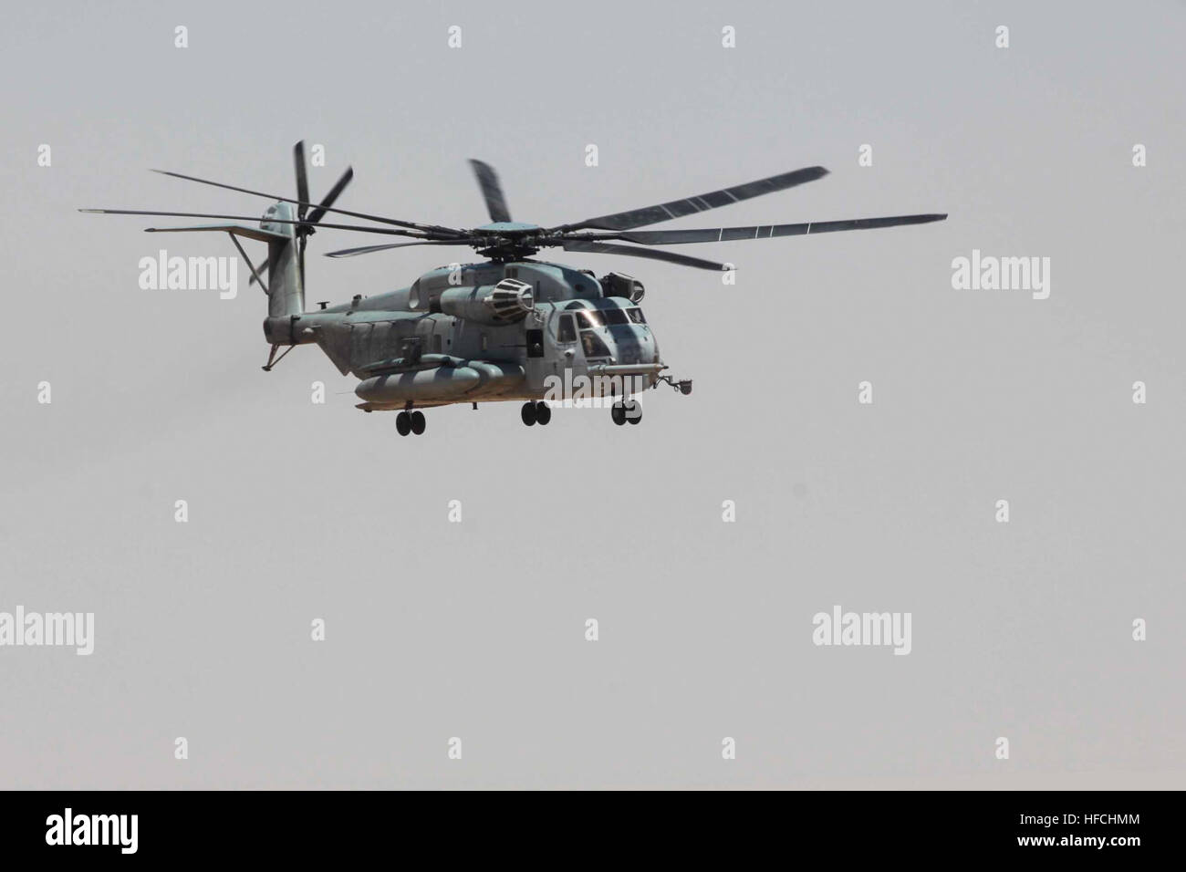 160720-M-KK554-402 ISRAEL DEFENSE FORCES NATIONAL TRAINING CENTER, Israel (July 20, 2016) A U.S. Marine Corps CH-53E Super Stallion helicopter from Marine Medium Tiltrotor Squadron 264 (Reinforced), 22nd Marine Expeditionary Unit (MEU), flies in an aerial maneuvers exercise July 20, 2016, during Noble Shirley 16, a bilateral training exercise with the Israel Defense Forces. 22nd MEU, deployed with the Wasp Amphibious Ready Group, is conducting naval operations in the U.S. 6th fleet area of operations in support of U.S. national security interests in Europe. (U.S. Marine Corps photo by Sgt. Rya Stock Photo