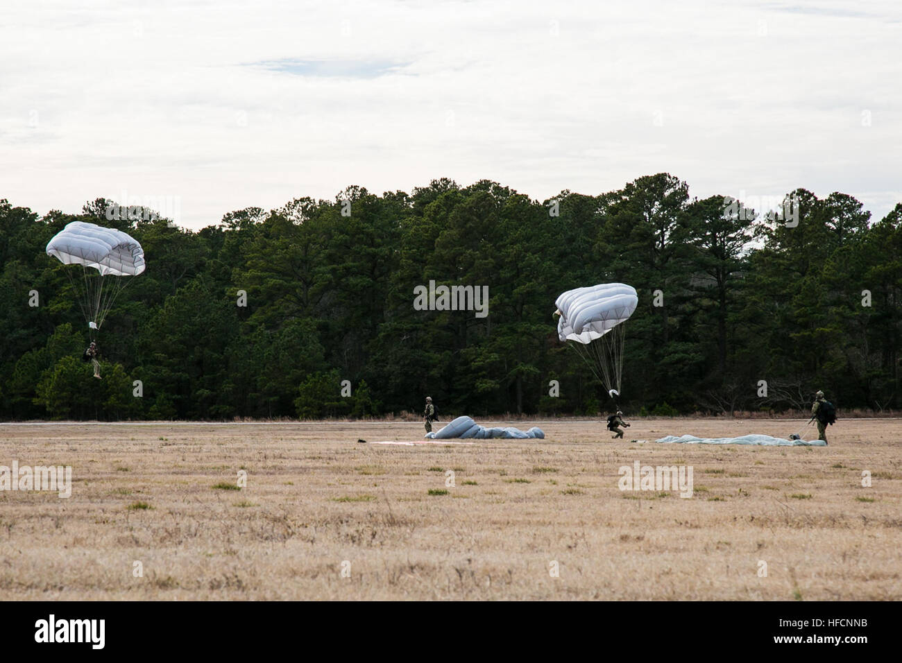 Explosive Ordnance Disposal Technicians conduct parachute training
