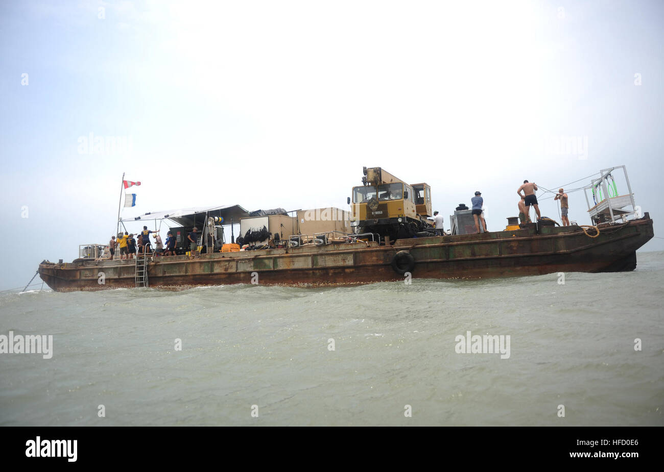 Divers assigned to Mobile Diving and Salvage Unit 1, personnel assigned