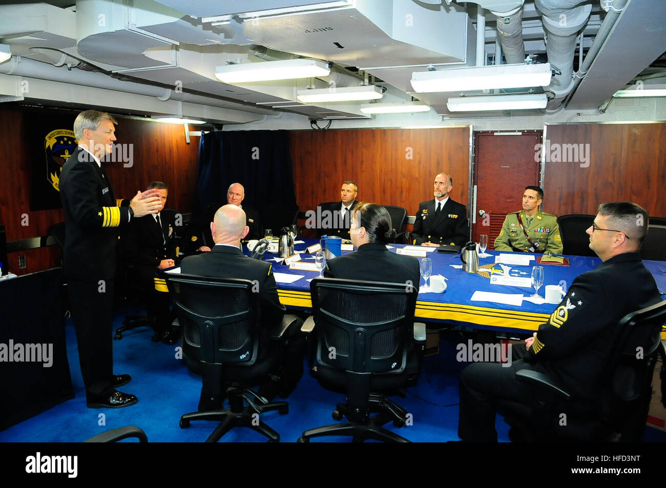 150704-N-GR655-025 SYDNEY, Australia (July 4, 2015) – Vice Adm. Robert L. Thomas, commander, U.S. 7th Fleet, speaks with senior navy and army enlisted leaders from Australia, New Zealand and the U.S 7th Fleet during a senior enlisted “roundtable” aboard the U.S. 7th Fleet flagship USS Blue Ridge (LCC-19) before the start of the Australia-U.S. exercise Talisman Saber 2015. Talisman Saber is a biennial combined joint exercise designed to improve Australian and U.S. combat readiness and interoperability, maximize combined training opportunities and demonstrate U.S. resolve to support the security Stock Photo