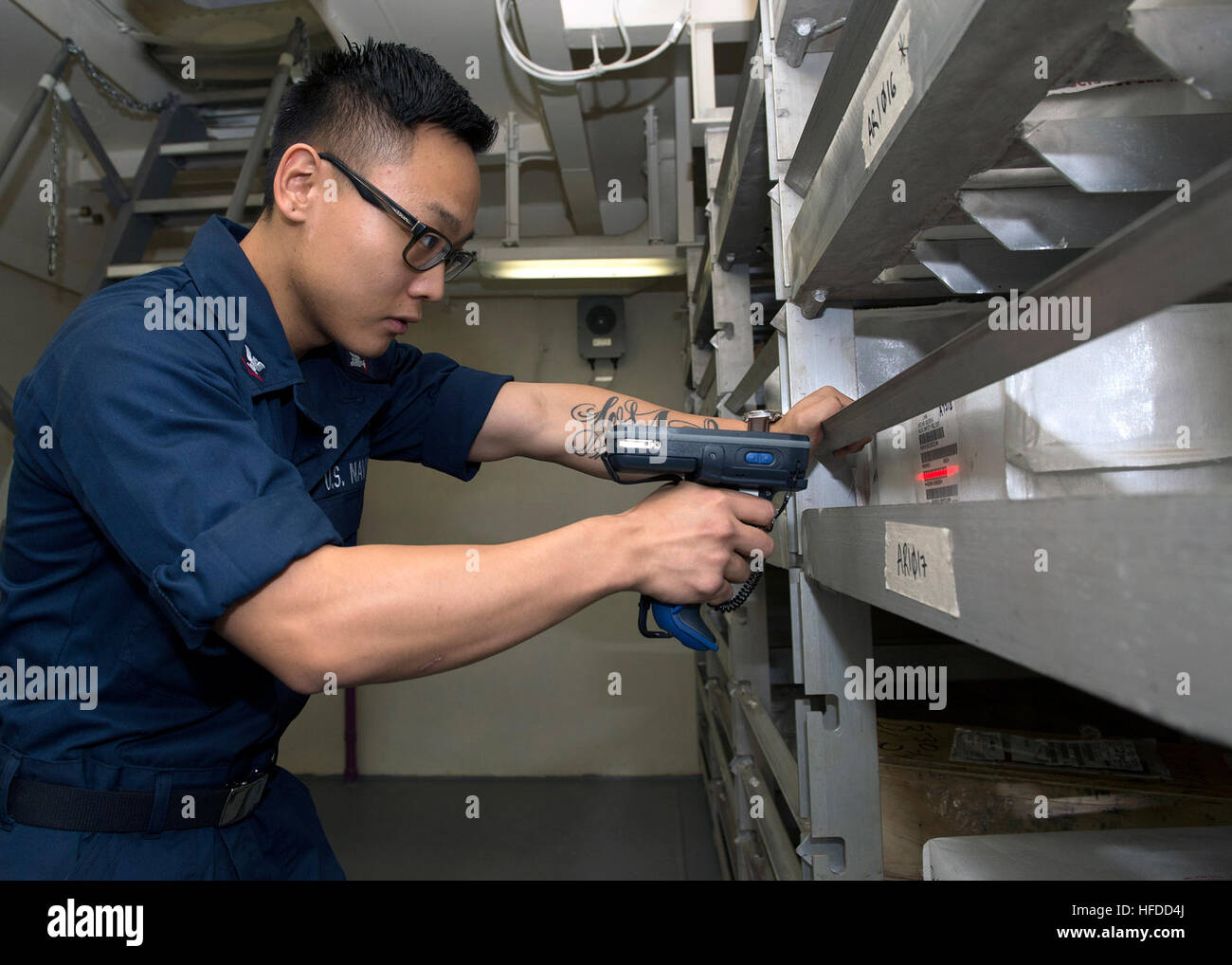 navy logistic specialist