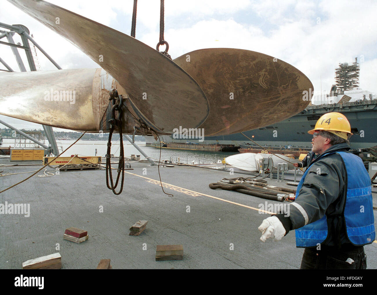 Puget sound naval shipyard crane operator hi-res stock photography and  images - Alamy