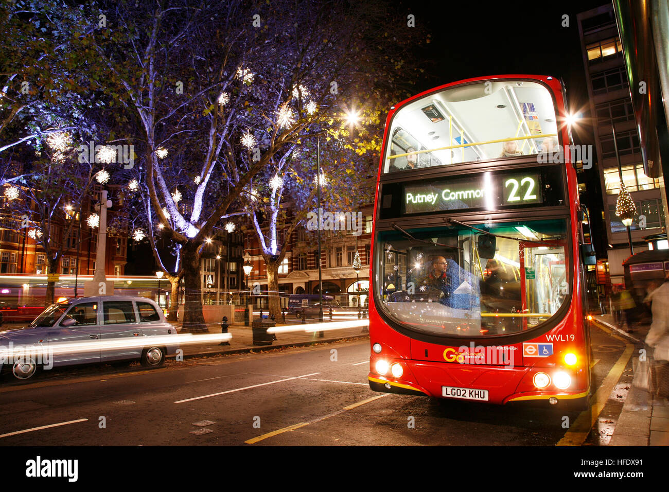 Sloane square bus hires stock photography and images Alamy