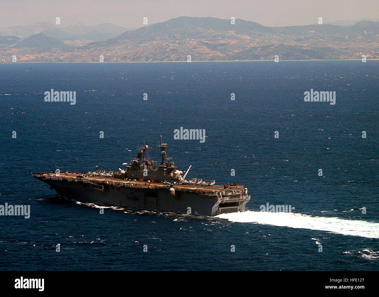 USS Kearsarge (LHD 3) transits the Straits of Gibraltar into the ...