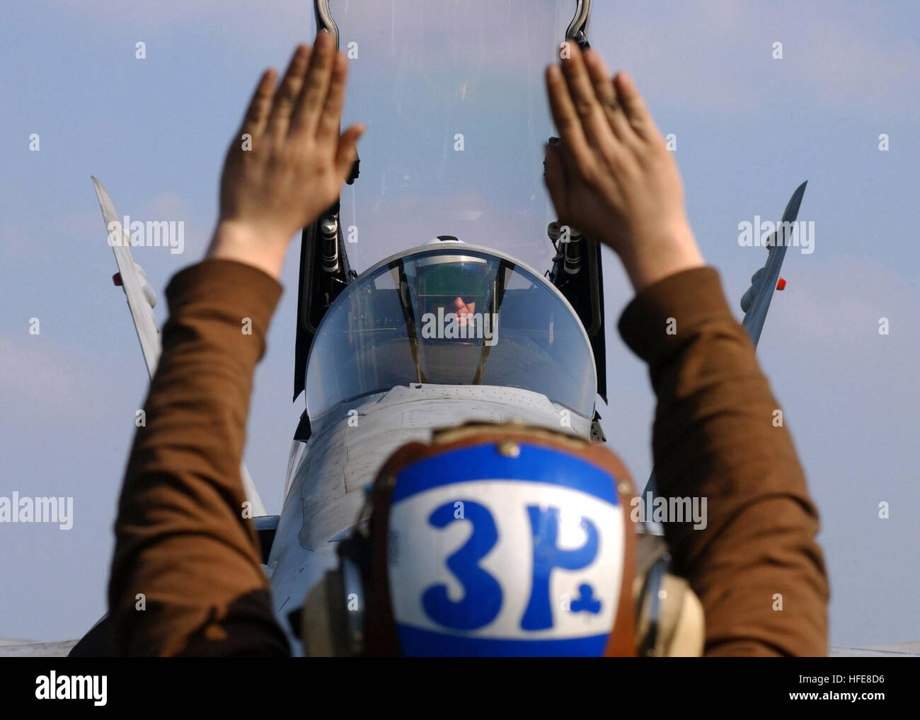 050115-N-5345W-091 Persian Gulf (Jan. 15, 2005) - Commander Carrier Air ...